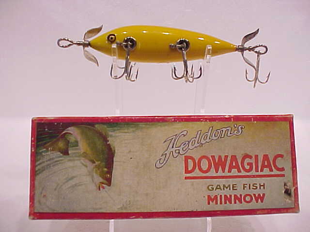 Tacklebox With 86 Vintage Fishing Lures Incl Heddon