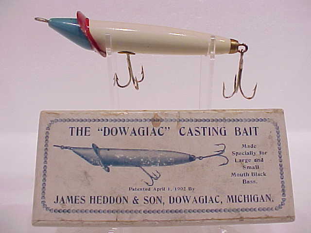 Heddon antique lures and boxes: 1
