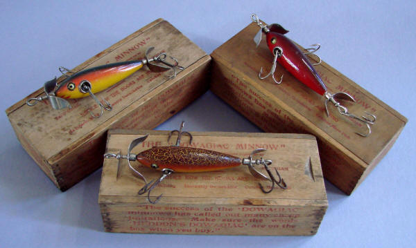 Medley's Wiggly Crawfish  Antique fishing lures, Vintage fishing, Old  fishing lures