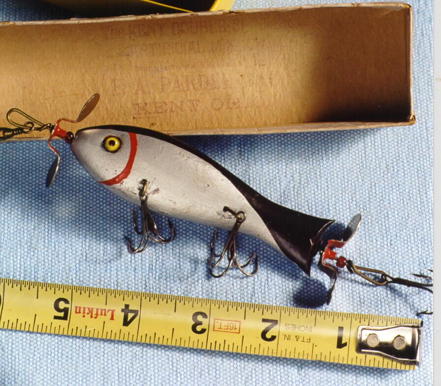 5 Vintage Wooden Fishing Lures